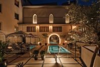 remodelación de espacio para piscina y aparcamiento hotel pamplona catedral