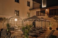 remodelación de espacio para piscina y aparcamiento hotel pamplona catedral